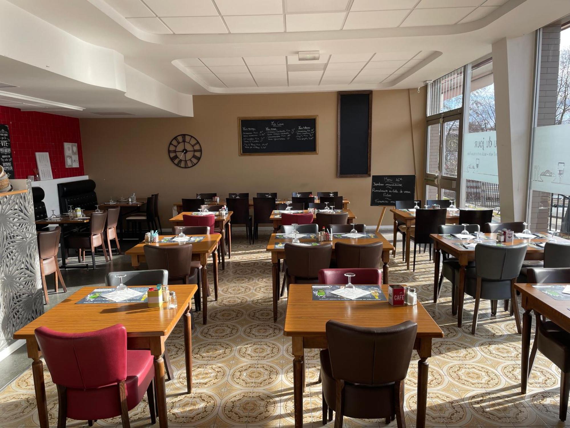 Hotel Le Relax Aurillac Exterior foto